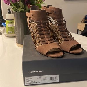 Vince Camuto Heels Size 8.5